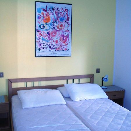 Condominio Villa Verde ビビオーネ エクステリア 写真